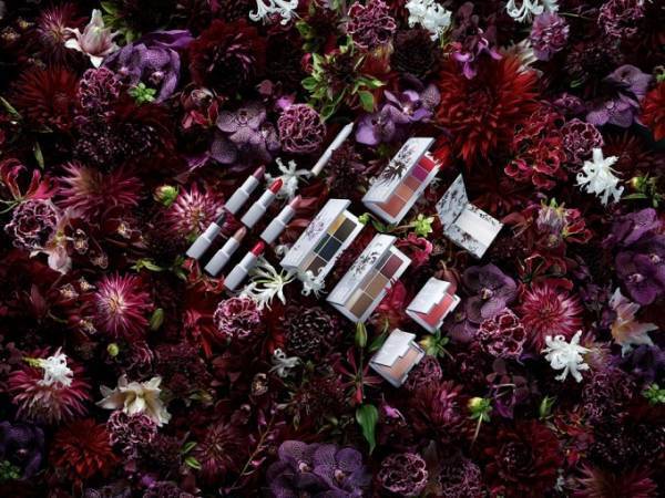 NARS×アーデム限定コスメ、花のように可憐なアイシャドーパレットやブランド初のリップパウダー