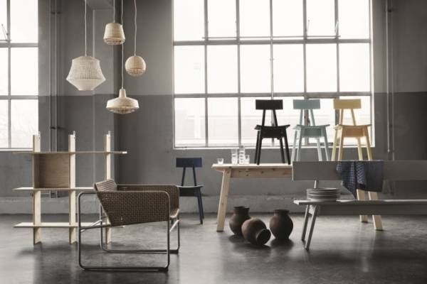イケアの新コレクション「インドゥストリエル」"手作り"のような仕上がりのチェアや花瓶など