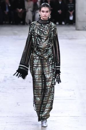 マメ 2018-19年秋冬コレクション - 日常に潜む色彩が魅せる新しい世界