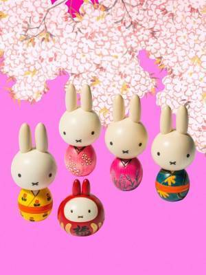 人気キャラクター「ミッフィー」がこけし＆だるまに！日本橋三越本店で発売