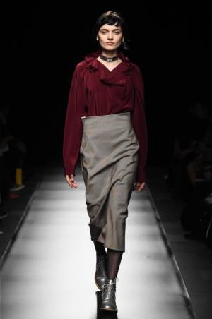 サポートサーフェス 2018-19年秋冬コレクション - “動”が静物に生命と美を与える