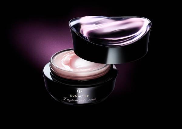 クレ・ド・ポー ボーテ最高級ライン「シナクティフ」からバラ香る“ジェル状”パルファム