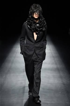 エンハンス 2018-19年秋冬コレクション - 体内に渦巻く潜在的な“かっこ良さ”を引き出す