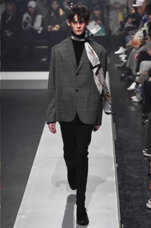 グローバルワーク 2018-19年秋冬コレクション - 地球と民族とファッションと