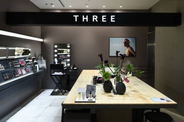 THREE新業態、東京ミッドタウン日比谷に出店 - コスメとデリカテッセン、レストランも併設