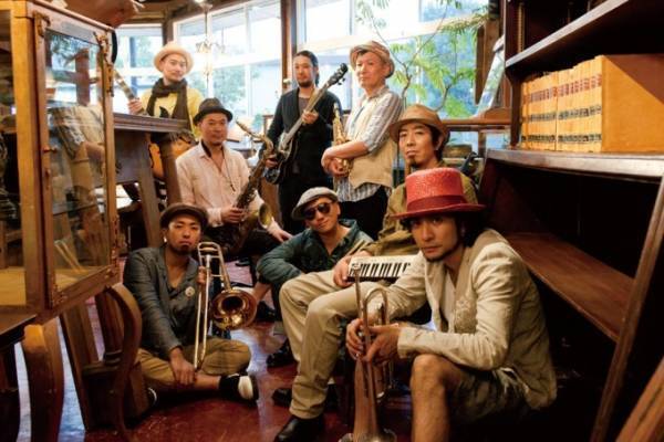 「ザ キャンプブック 2018」新潟で音楽とキャンプを楽しむ - トミー・ゲレロ、石野卓球出演