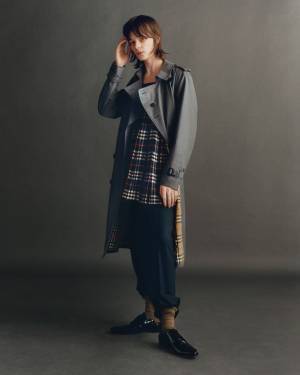 バーバリー「ヘリテージ トレンチコート」60年代ヴィンテージを基に再解釈、当時のチェック柄も