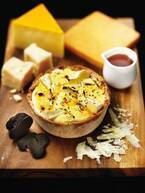 パブロ6種のチーズが香る「焼きたてミニチーズタルト カマンベール×クアトロフォルマッジ」大阪限定で