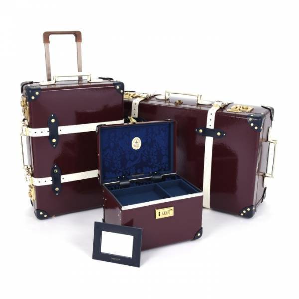 グローブ・トロッター×英国老舗ホテル、ロイヤルベビー誕生を記念したトロリー＆スーツケース