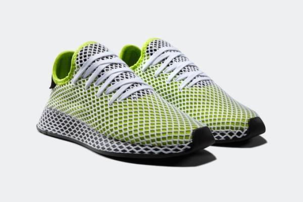アディダス オリジナルス「ディーラプト」の新色スニーカー、オールブラックや蛍光イエローなど