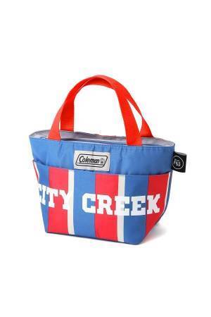 ニコアンド×コールマンの新作アウトドアグッズ、ヴィヴィッドなカラーのテントやベンチ