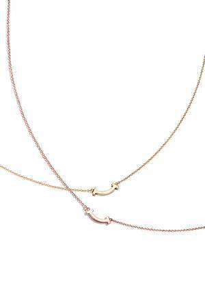 「ティファニー T スマイル  ペンダント」にマイクロ サイズの新作