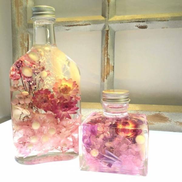 東急百貨店で母の日に向けた「ハーバリウム」限定ストア、ウェーブ状の珍しい瓶も