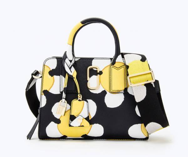 マーク ジェイコブスの2018年春夏新作 - デイジー柄×スポーツミックスのトートなど