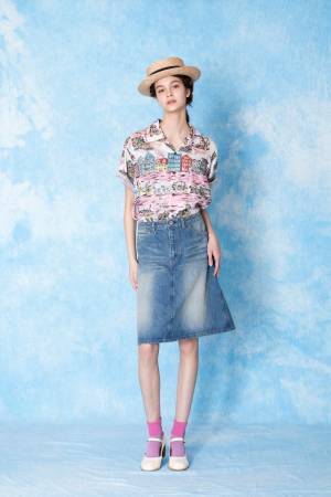 ジェーンマープルドンルサロン18年夏の新作、古き良きニューヨークの街並みを描いたアロハワンピース