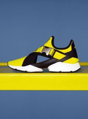 プーマの新作スニーカー「プーマ ミューズ EOS」ネオンカラーのアッパー×二分割したソール