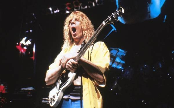 映画『スパイナル・タップ』日本初公開『スタンド・バイ・ミー』のロブ初監督作、架空バンドの再起を追う