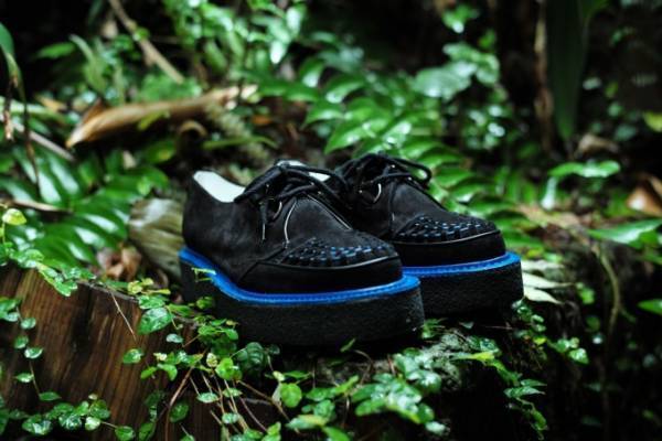 ファセッタズムとジョージコックスが初コラボ、厚底シューズを限定発売