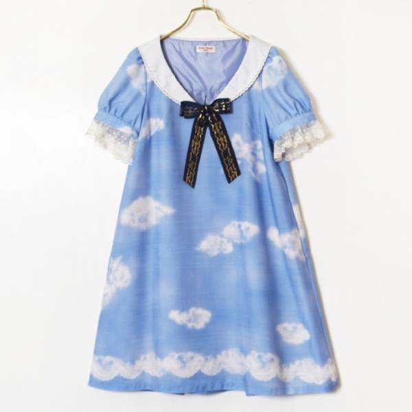 エミリーテンプルキュート新作「レーシー スカイ」リボン型の雲が浮かぶ青空色のワンピース