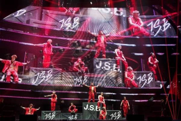 三代目 J Soul Brothersツアーの素顔を追うNIGOの写真展、ライカギャラリー東京に上陸