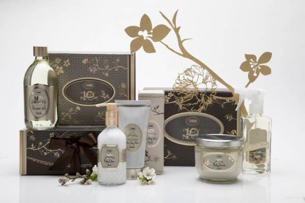 SABON“ホワイトティー”香るボディケアアイテムがセットになった宿泊プランがホテル雅叙園東京に