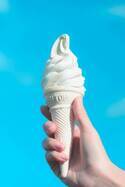 雲のようなソフトクリーム「クラウディクリーム」表参道に、濃厚クリーミーな