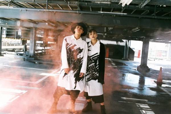 ヨウジヤマモト「グラウンド ワイ」×ヱヴァンゲリヲン新劇場版、貴重な原画をあしらったロングシャツなど