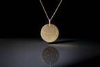 トーカティブの新作ジュエリー、ゴールドのメダルにダイヤモンドで”12星座”を表現