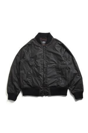 エンジニアド ガーメンツ×バブアー、両ブランドの定番モデルを融合したジャケットなどを販売