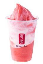 台湾ティー「ゴンチャ」から苺ミルク風のストロベリー スムージー、夏季限定で