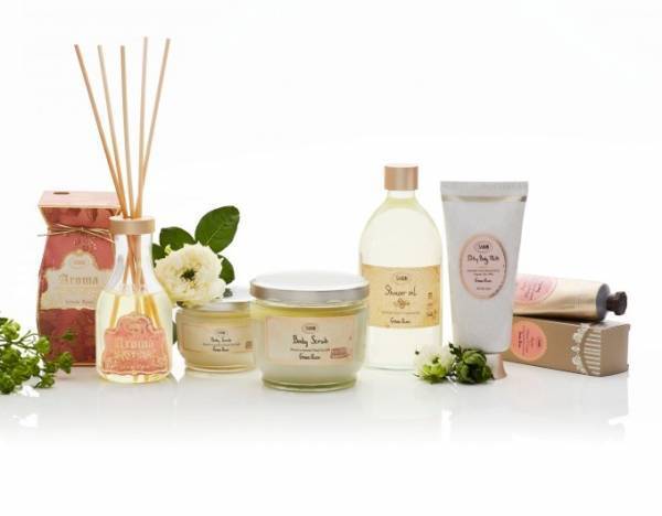 SABON“グリーン ローズ”の香り「ボディスクラブ」＆「シャワーオイル」がレギュラー化