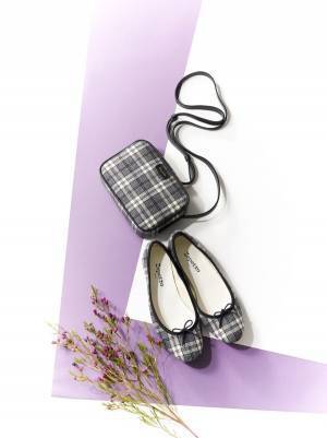 レペットから、総レース&タータンチェックの新作シューズ発売