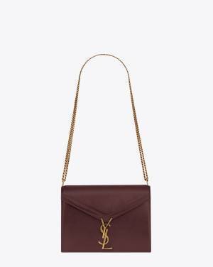 サンローラン“カサンドラロゴ”入り新ショルダーバッグ、人気バッグ「ベイビーダッフル」がリニューアル