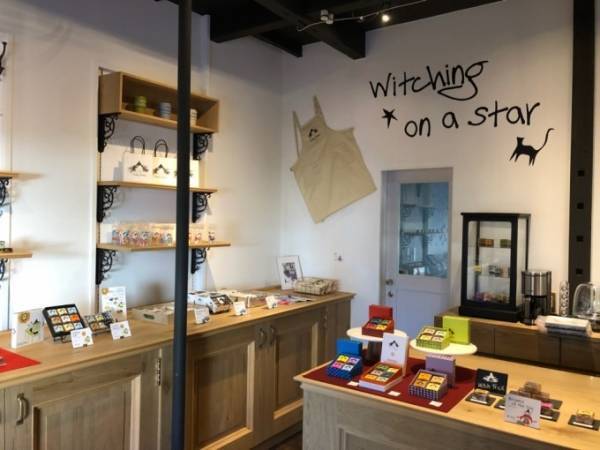 NY発ブラウニー専門店「ファット・ウィッチ・ベーカリー」京都店、“その場で買える”店舗にリニューアル