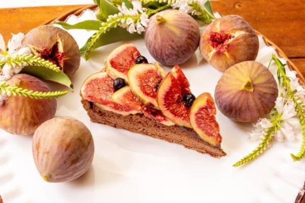 キル フェ ボンより旬の“イチジク”タルト全5種 - チョコカスタードやフルーツなど