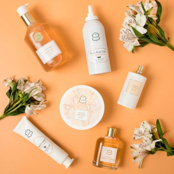 ラリン「バニラパチュリ」の限定ボディケアコスメ - 甘く優雅な香りのボディクリームやスクラブなど