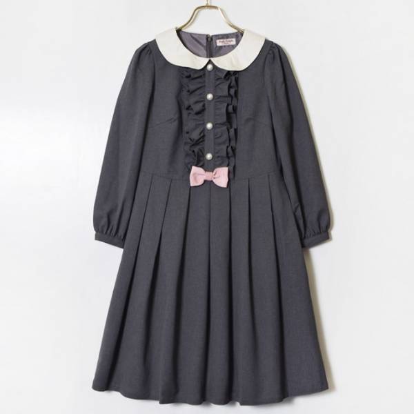 エミリーテンプルキュート新作「アメリー」ワンピース、贅沢なフリルとパール風ボタンを飾って