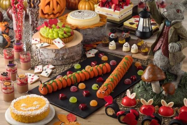“アリスの世界”で楽しむハロウィンデザートブッフェ、ホテル インターコンチネンタル 東京ベイで