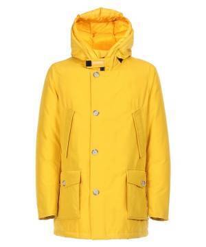 ウールリッチ新作アウター"ウェス・アンダーソン"作品に着想した新色など、グリフィンとコラボも