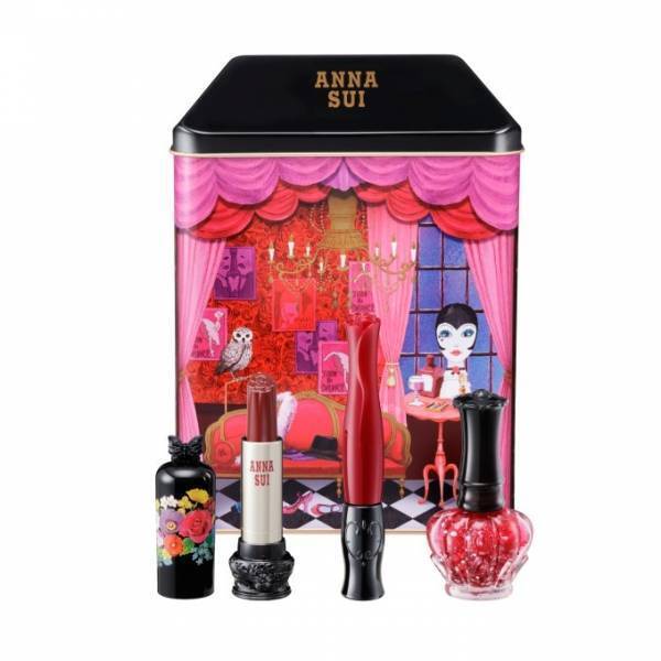 アナ スイ“ドーリーフェイス”が叶うコフレ、限定リップスティック＆アイライナー＆ネイルが1つに