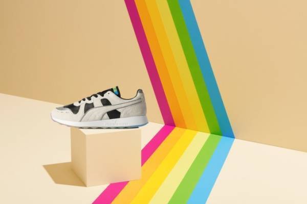 プーマ×ポラロイド、写真の歴史を変えた“インスタントカメラ”が着想の新作スニーカー2型