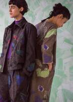 HaaT新作、羽根のようなフリンジ付きジャケット＆古代壁画をイメージした刺繍コート