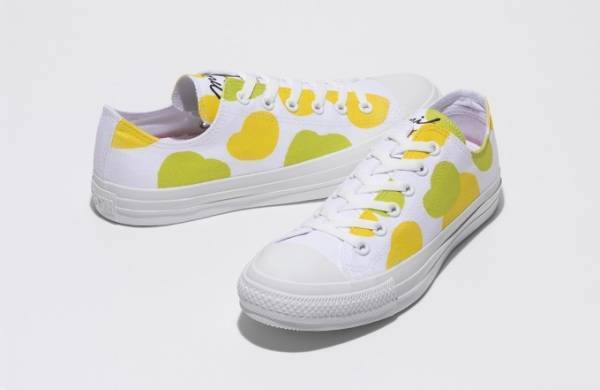 ホワイトアトリエ バイ コンバース、とんだ林蘭ら人気アーティストのプリントデザインが登場