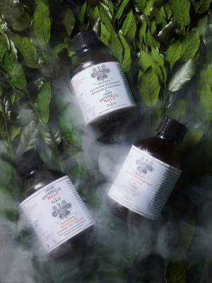 パリ発コスメ「オフィシーヌ・ユニヴェルセル・ビュリー」敏感肌にオススメな新クレンジングローション