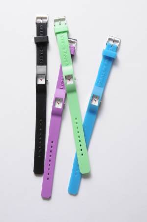 カバン ド ズッカ ウオッチ、ファーストモデル「チューインガム」の時計が復活