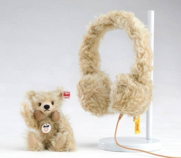 「シュタイフ テディベア モヘア ヘッドフォン」ブロンドモヘアが包み込む“ぬいぐるみ風”デザイン