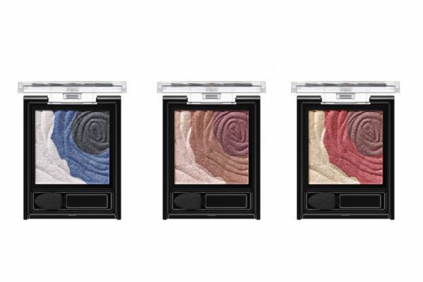 KATE、バラの花びらのように重ねて色付く「ダークローズシャドウ」3ステップで奥行きのある目元に