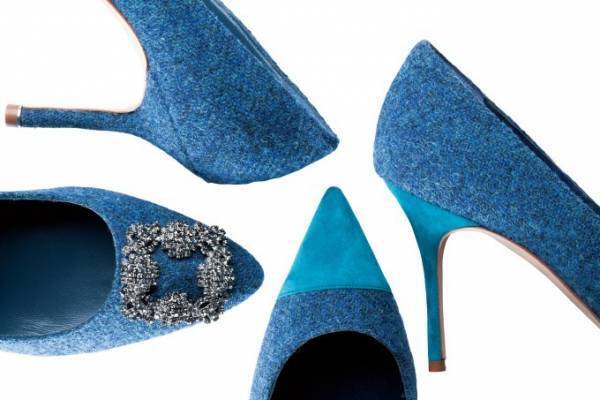 マノロ ブラニクの18年秋冬シューズ、現代彫刻が着想源のブーツ＆新作「ハンギシ」など