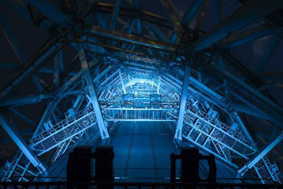 「スカイツリー テラス ツアー」スカイツリーの高さ155m地点から眺める東京の街並み