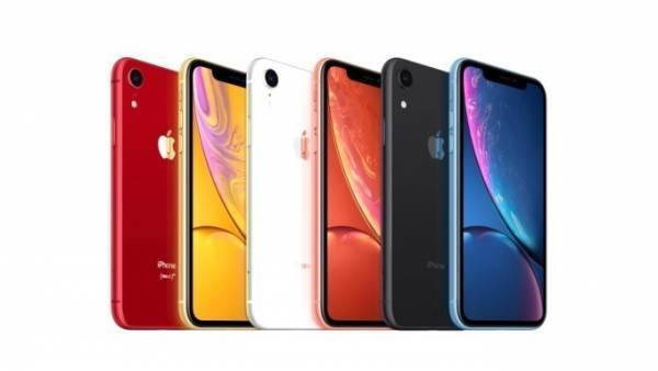 アップルの新型iPhone「iPhone XR」黒、赤、青など全6色展開
